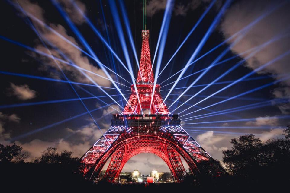 Home Paris Tour Eiffel Exterior photo